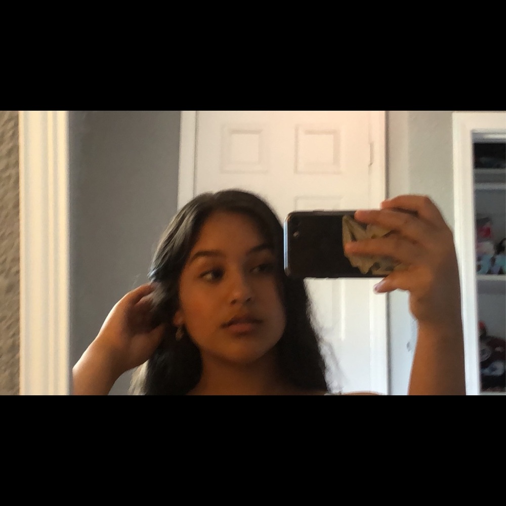 Meet your Posher, Xently